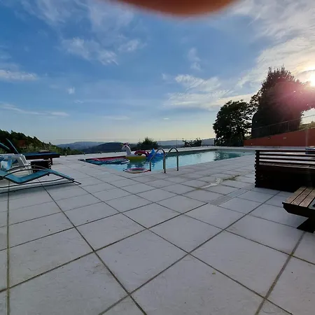 Casa Do Bom Jesus V3 Com Piscina Vakantiehuis