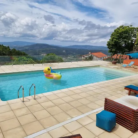 Vakantiehuis Casa Do Bom Jesus V3 Com Piscina